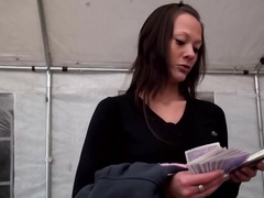 Czech girl Sandy Ambrosia makes guy pay big money for blowjob