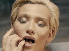 Hot Dirty Sluts Amirah Adara And Subil Arch Pussy Licking And Playing With Each Other - Amirah adara