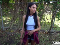 Perverted sexy busty nympho Alexis Avery doesn't mind being used in van