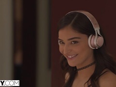 Teen Has AMAZING Anal Sex With Neighbor