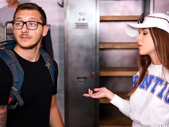 The five-star hottie with natural tits Sybil impaled in the night