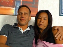 Sweetheart Asian Claudia M. opens her trimmed hole for a penis