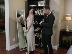 Cheating wife Jessica Rex gets rammed by husbands best friend