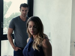 Bodacious babe Brooklyn Chase is making love with her new lover