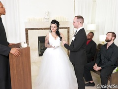 Beautiful new wife Payton Preslee gangbanged in front of hubby