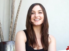 Pepper Xo Horny Teen 3