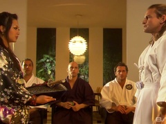 Hot geisha Gianna Lynn knows how to sexually satisfy this brave warrior