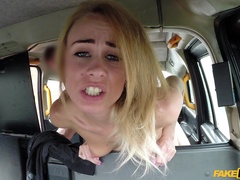 Carmel Anderson spreads her legs for a cock in the car while she screams