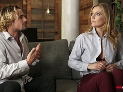 Ardent lady with smooth ass Mona Wales gets fucked till she squirts