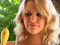 Sexy FTV angel Jessica is moaning from passion