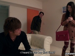 After being tenderly fingered lusty buxom Japanese hoe Yuuki Fuwari gives head