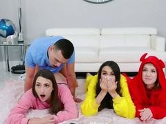 Lucky youngster manages to fuck stepsister and her besties