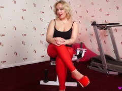 Chubby auburn hot nympho Ashley Rider enjoys her solo masturbation