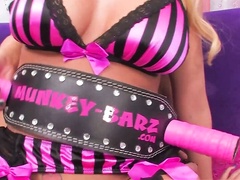 Britney Decides To Try Out Our New Toy and fuck