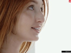 Gentle pussy fingering between charming babes Jia Lissa and Red Fox