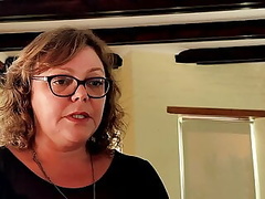 Dominatrix Mistress April - cum on my latex leggings, slave