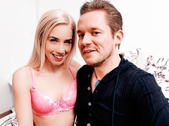 Nesty & Max Maynard in Pink Lingerie And Pink Pussy: Nesty Seduces User Max