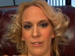 Kelly Wells and her GF share a BBC after licking each other's twats